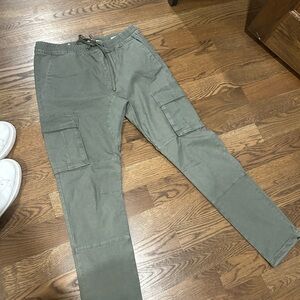 PacSun Green Cargo Pants with Utilitarian Design